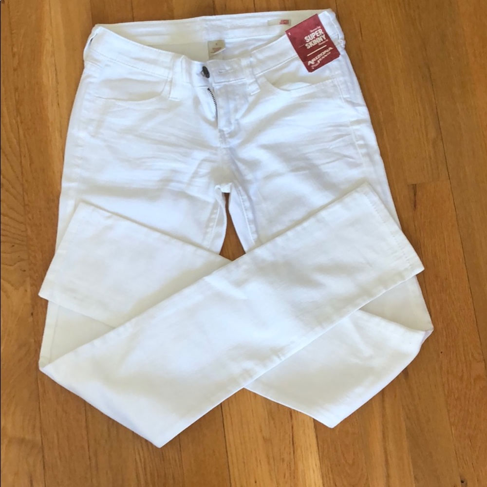 New white jean